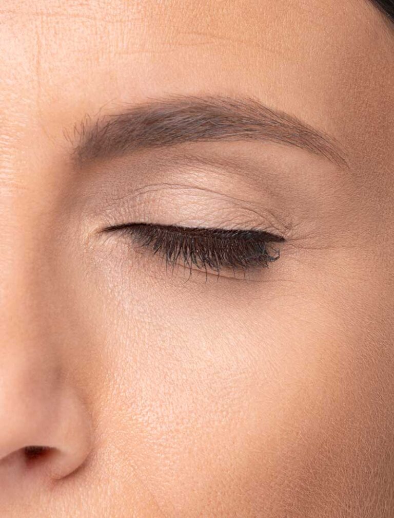 PE301_PROTECTIVE-EYELINER-2–663