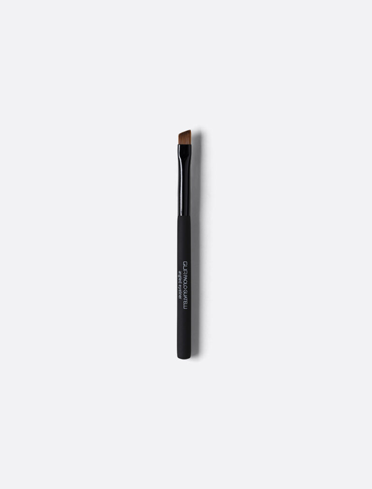 PR750_ANGLED EYELINER BRUSH_1